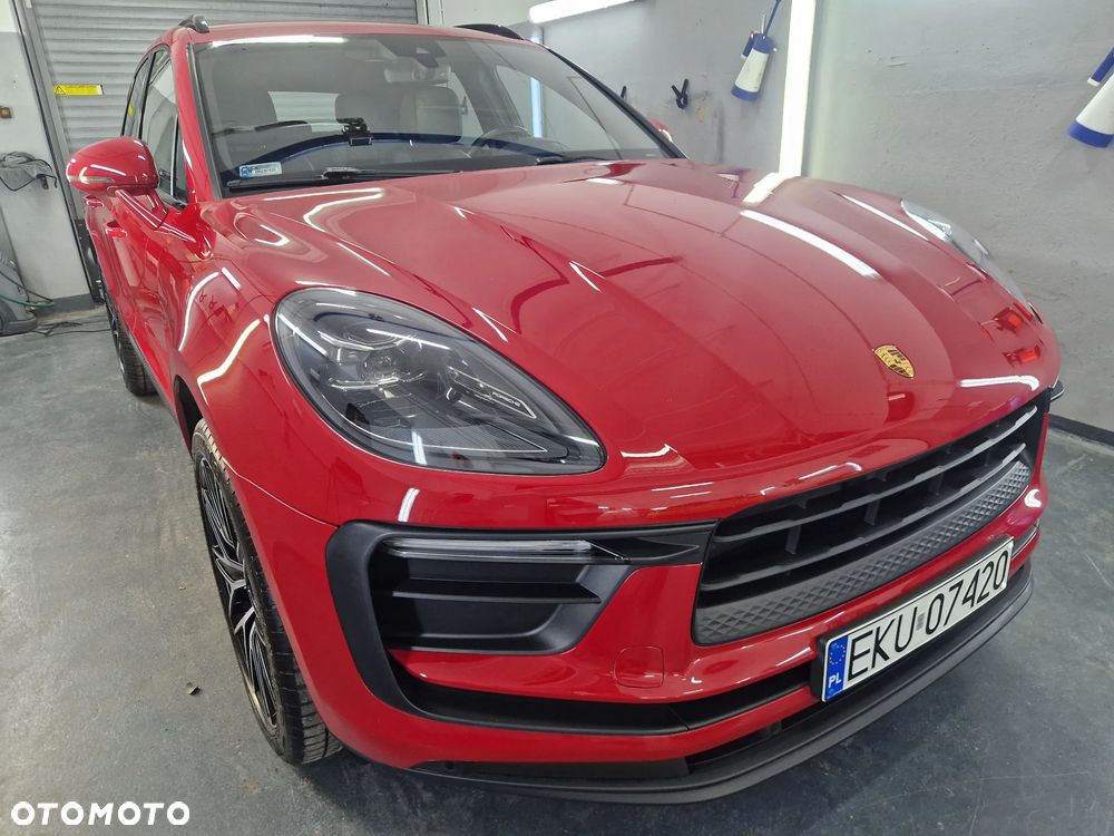 Porsche Macan Standard - 2