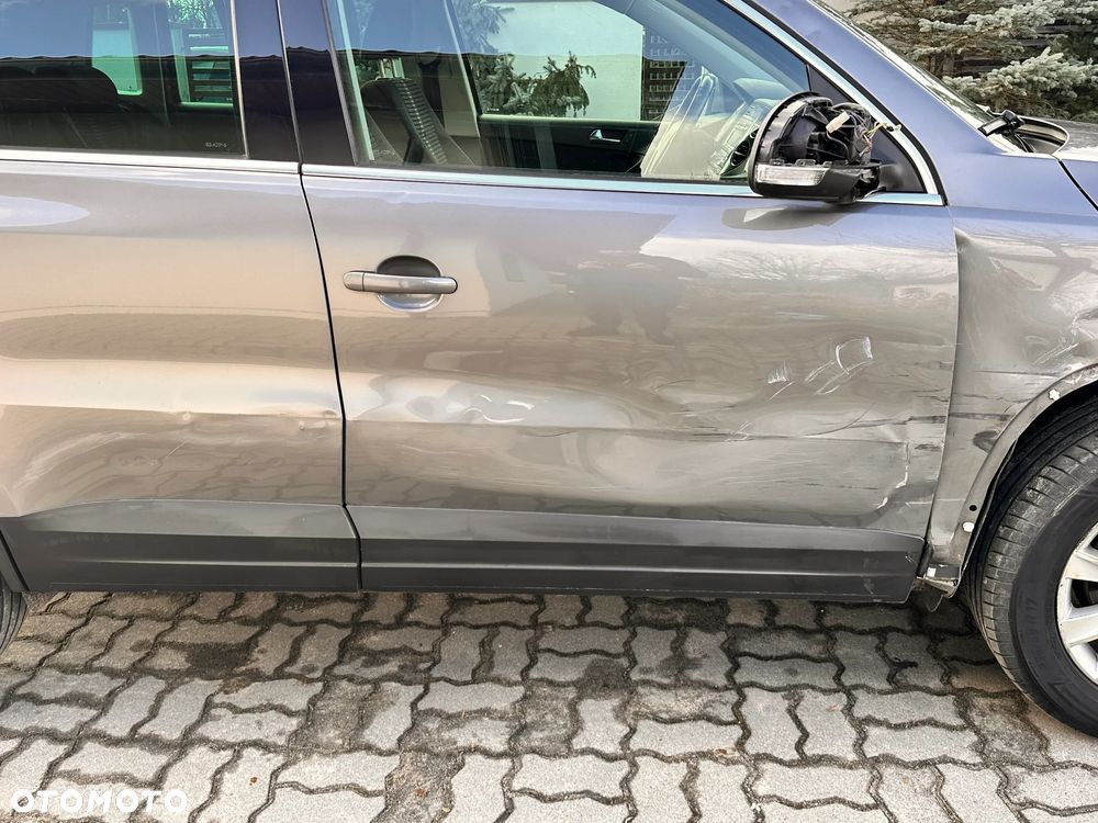 Volkswagen Tiguan - 13