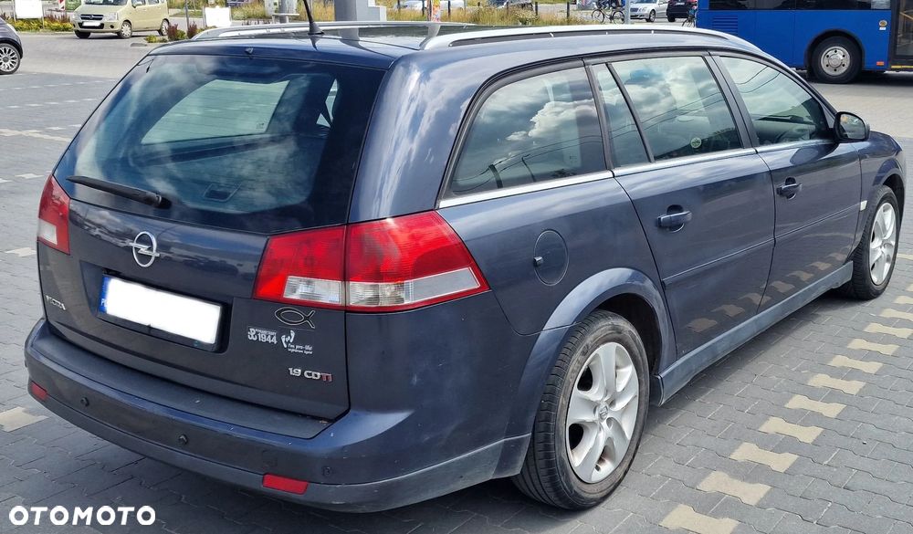 Opel Vectra 1.9 CDTI - 4