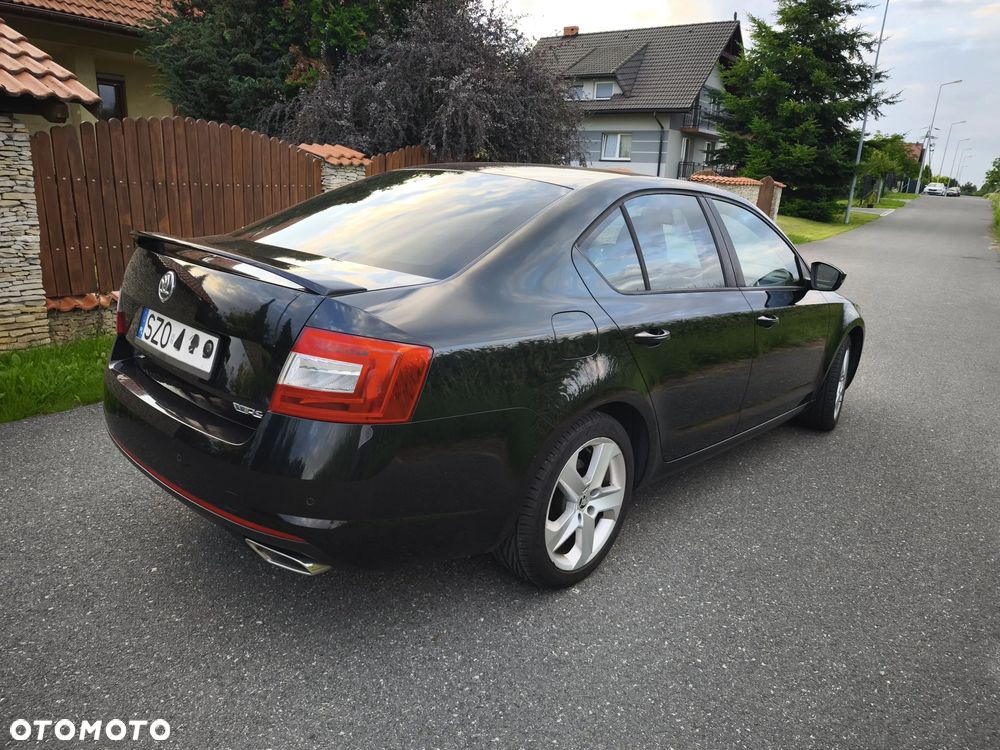 Skoda Octavia 2.0 TDI RS - 3