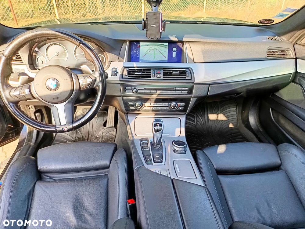 BMW Seria 5 530d xDrive Luxury Line - 35
