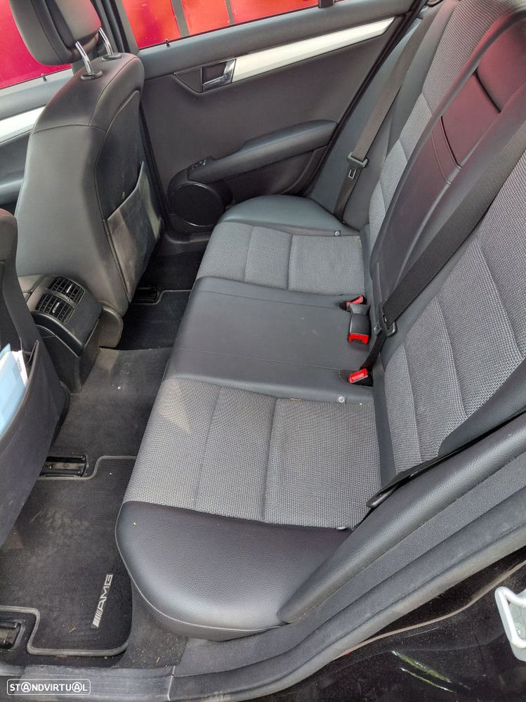 Mercedes-Benz C 220 - 9