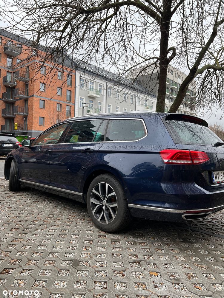 Volkswagen Passat Variant 2.0 TDI SCR DSG (BlueM Tech) Comfortline - 4