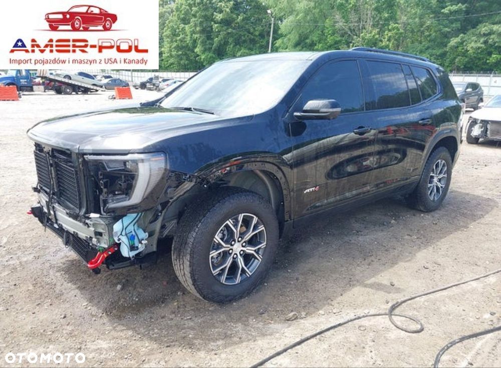 GMC Acadia - 1