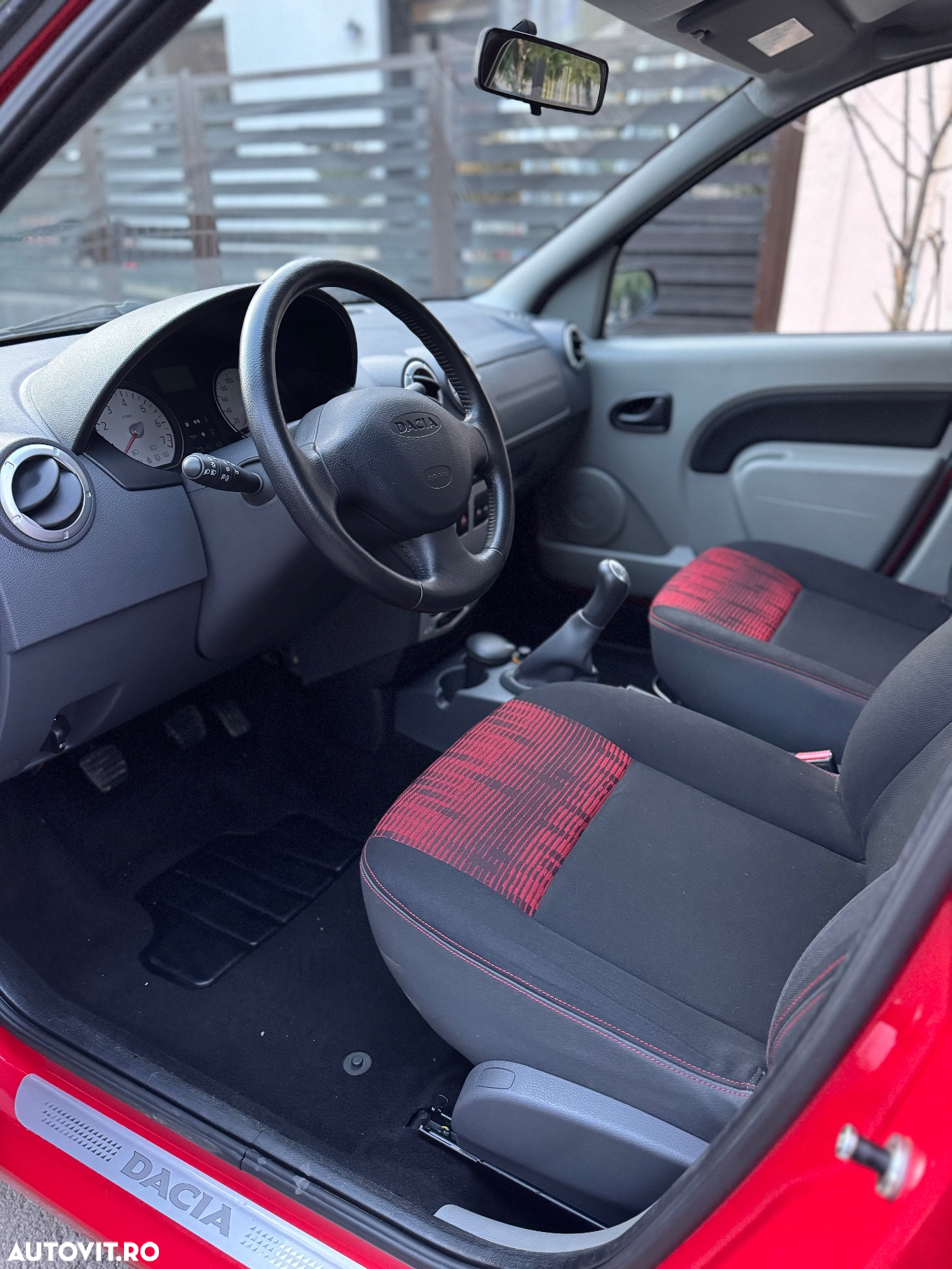 Dacia Logan - 5