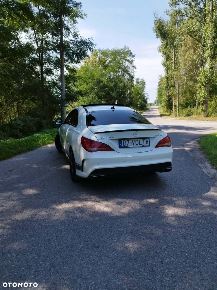 Mercedes-Benz CLA - 2