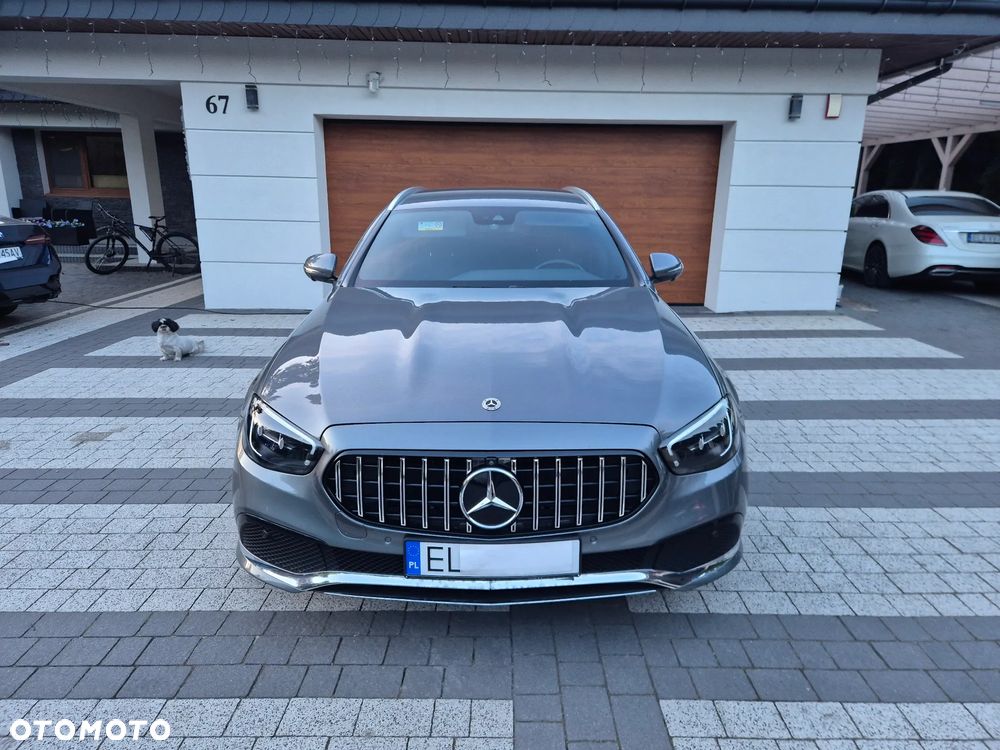 Mercedes-Benz Klasa E 220 d 4-Matic Exclusive - 8