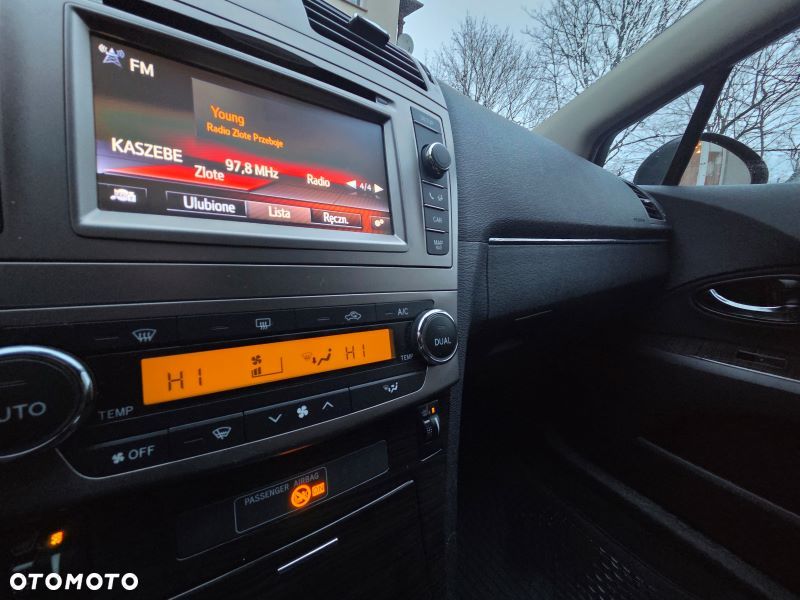 Toyota Avensis 2.0 D-4D Premium - 27