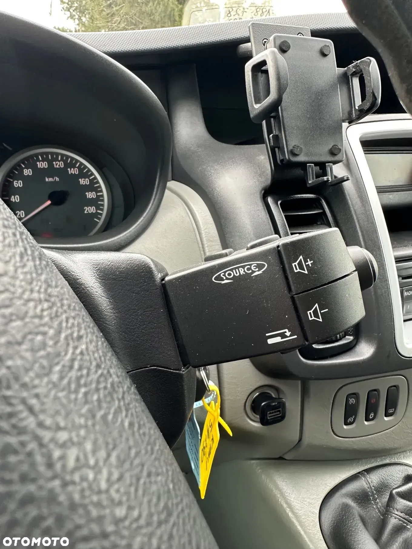 Opel Vivaro - 12