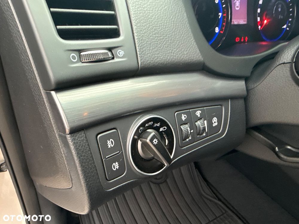 Hyundai i40 Kombi blue 1.6 Trend - 33