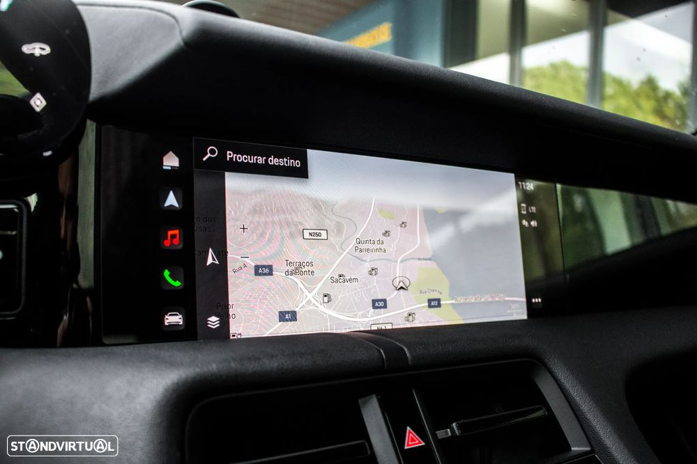 Porsche Taycan Cross Turismo 4 - 47