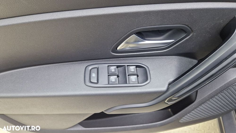 Dacia Duster 1.5 Blue dCi 4WD Comfort - 11