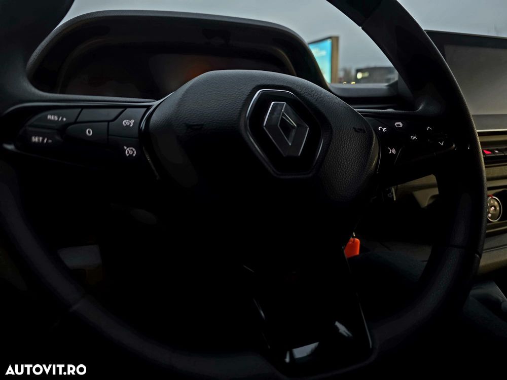 Renault Trafic Combi 2.0 Blue dCi 110 S&S L1 8+1 Zen - 6