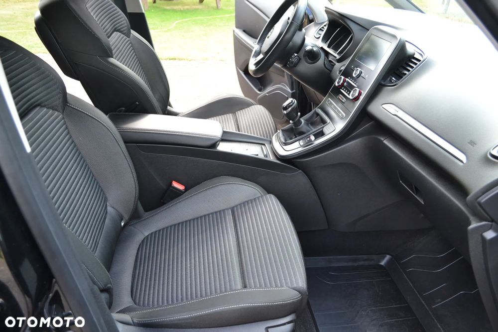 Renault Scenic ENERGY TCe 130 INTENS - 28