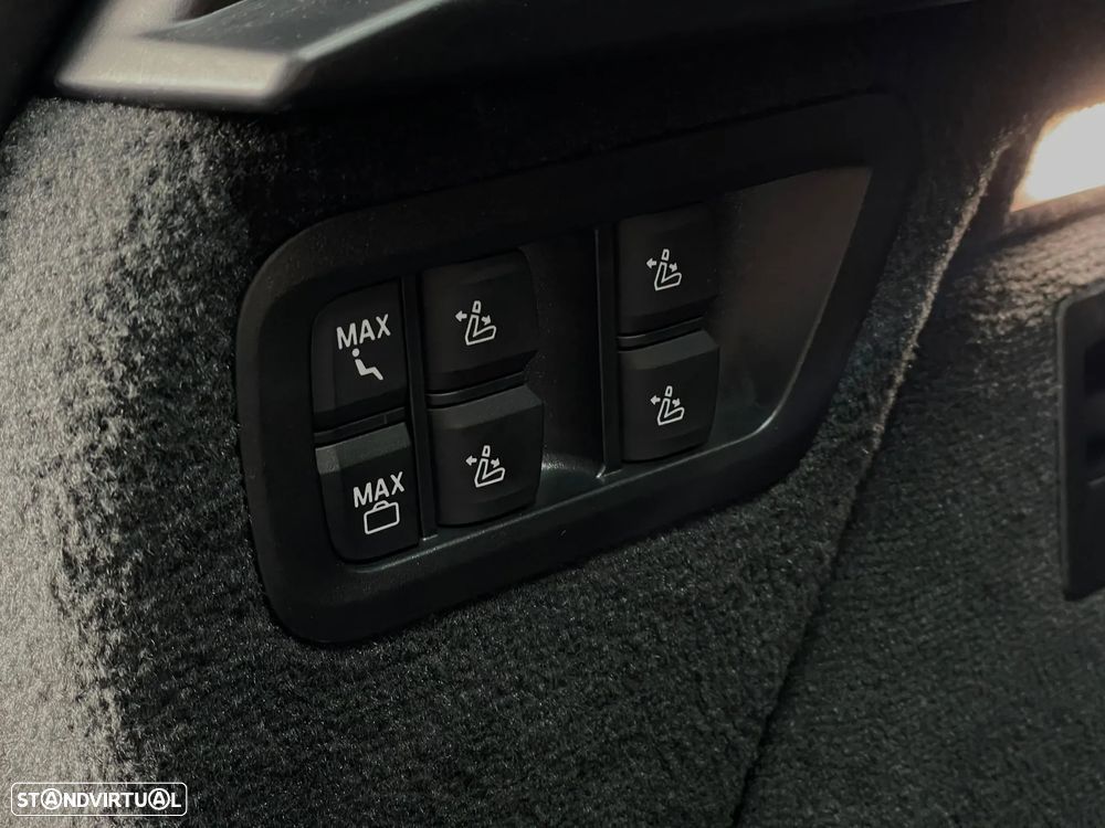 BMW X7 M M60i Pack Desportivo Pro - 41