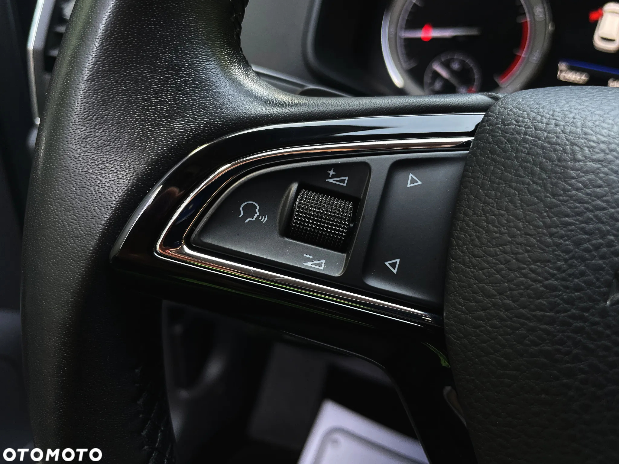 Skoda Karoq 1.5 TSI ACT 4x2 Style DSG - 21