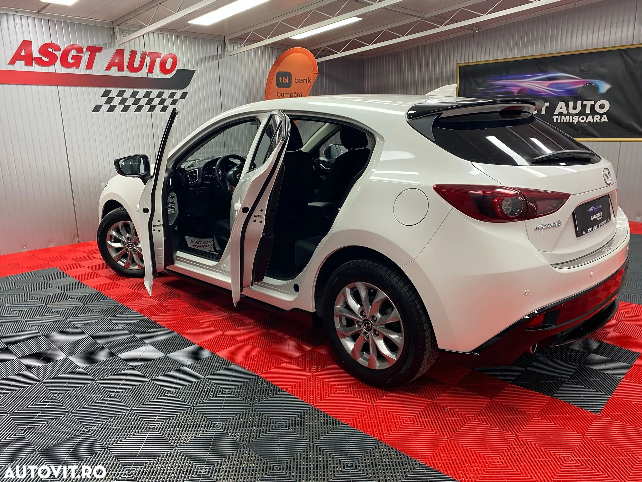 Mazda 3 - 17