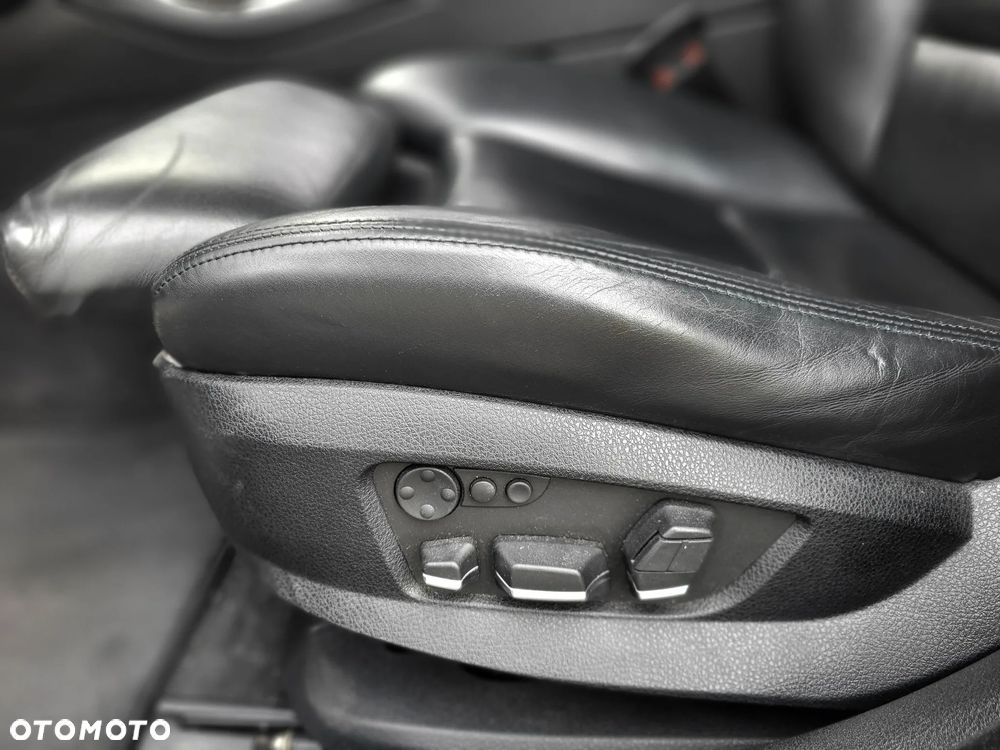 BMW Seria 5 530d xDrive - 16
