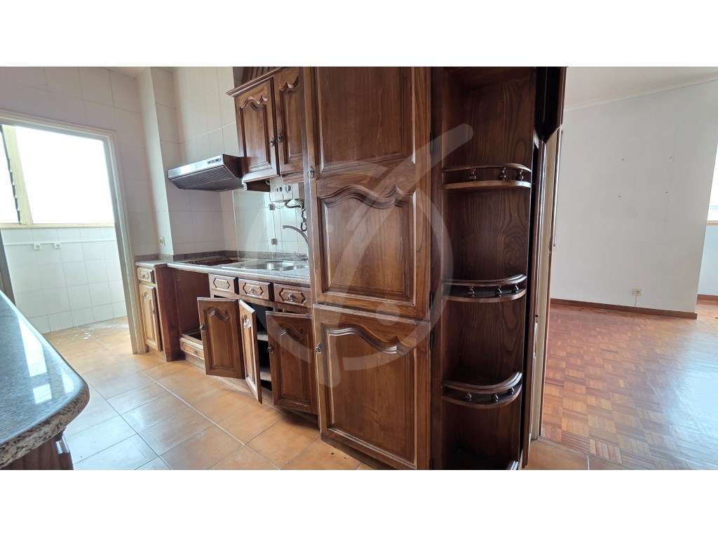 Apartamento T3 - Avenida Vasco da Gama - Póvoa de Varzim - Grande imagem: 3/11