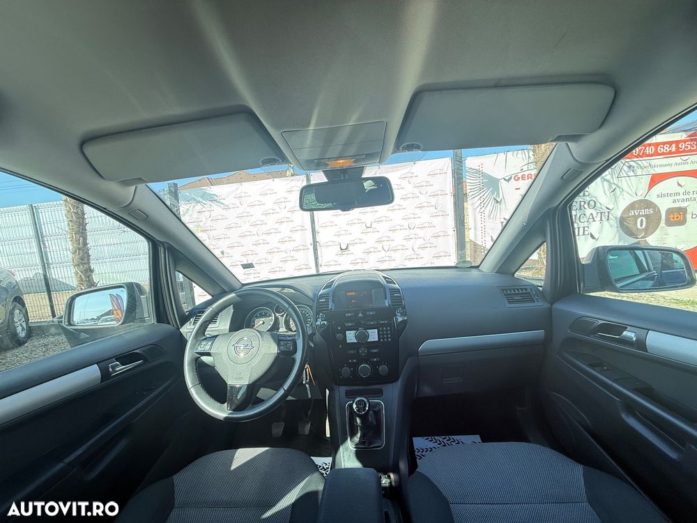 Opel Zafira - 15
