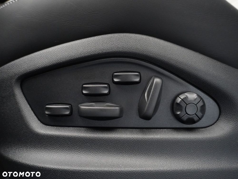 Porsche Cayenne Black Edition - 24