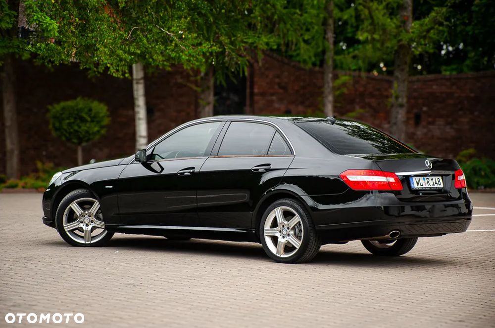 Mercedes-Benz Klasa E 200 BlueEFFICIENCY Elegance - 20