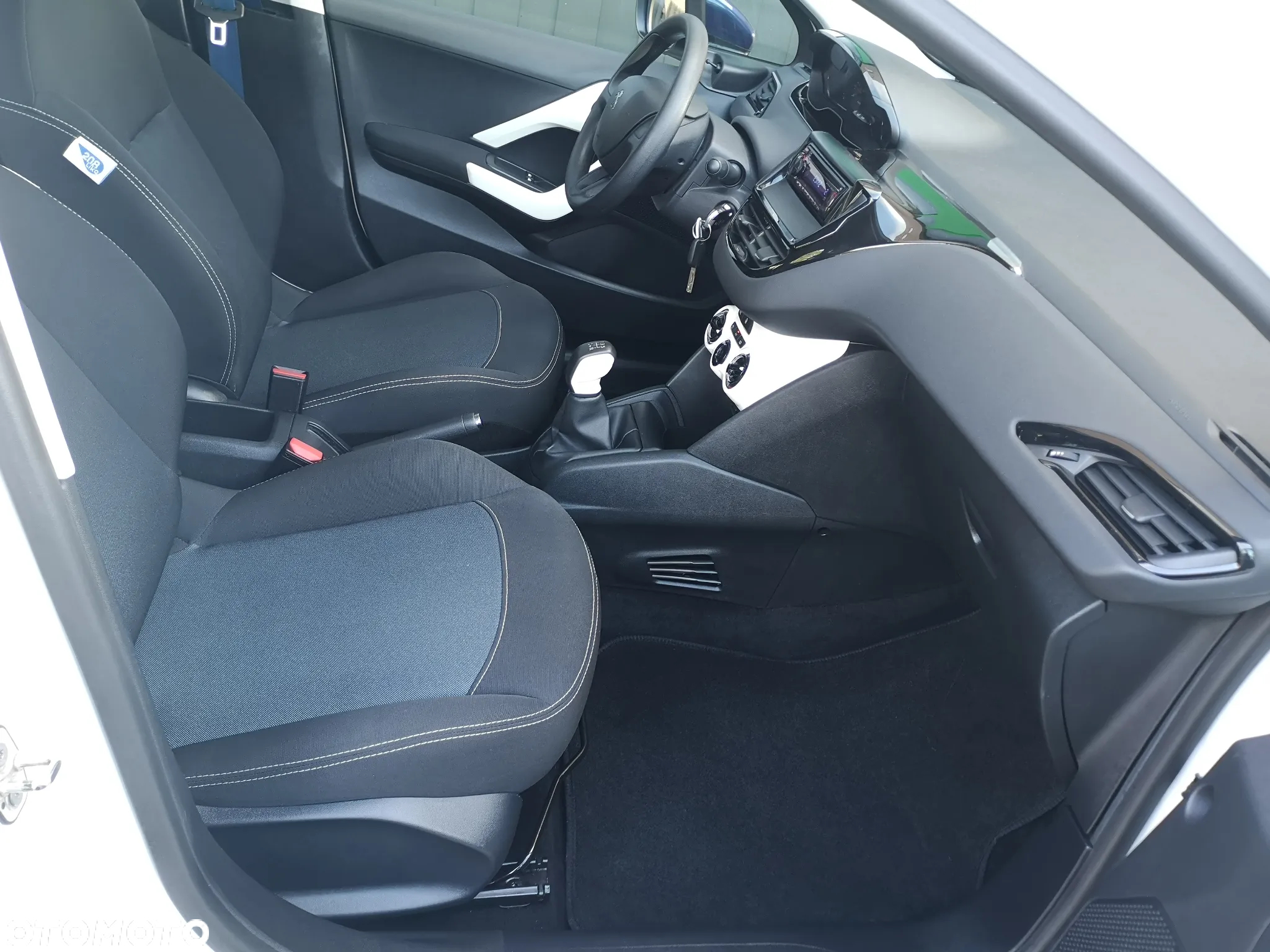 Peugeot 208 PureTech 68 Like - 24