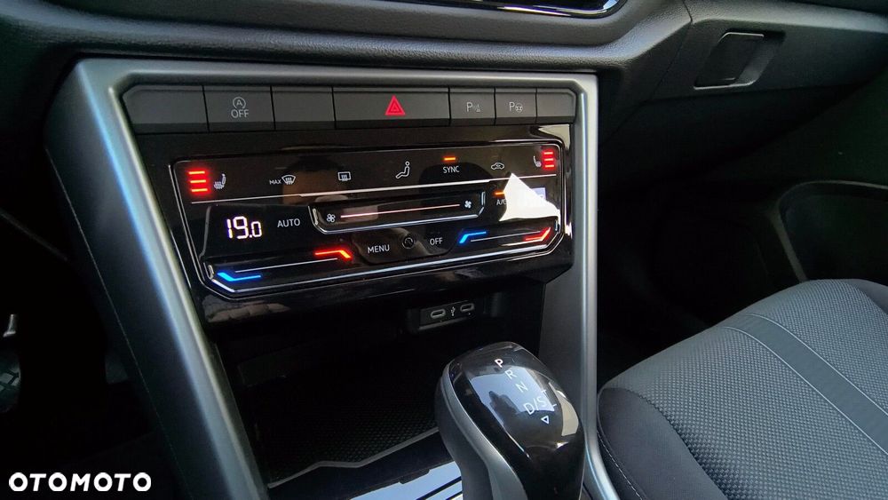 Volkswagen T-Roc - 28