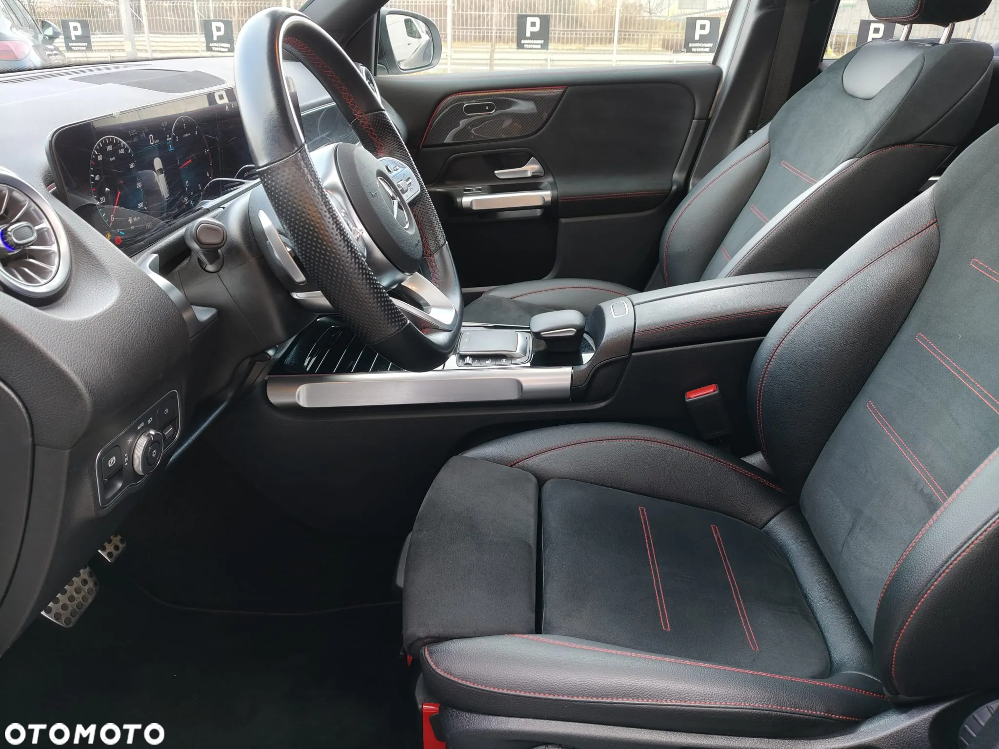 Mercedes-Benz GLB 200 d AMG Line 8G-DCT - 13
