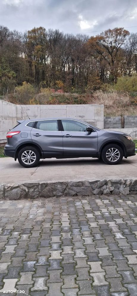Nissan Qashqai 1.5 dCi DPF visia - 13