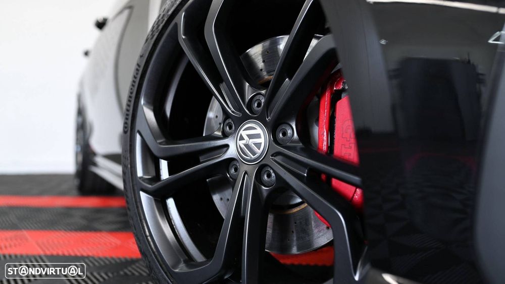 VW Golf GTI TCR 2.0 TSI OPF DSG - 36