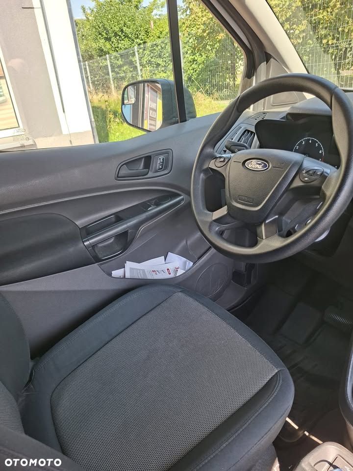 Ford Transit Connect - 9