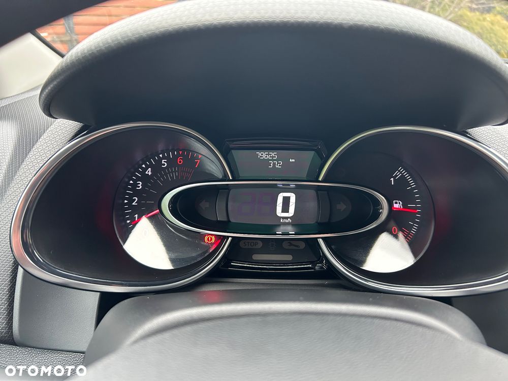 Renault Clio 1.2 16V Limited - 9