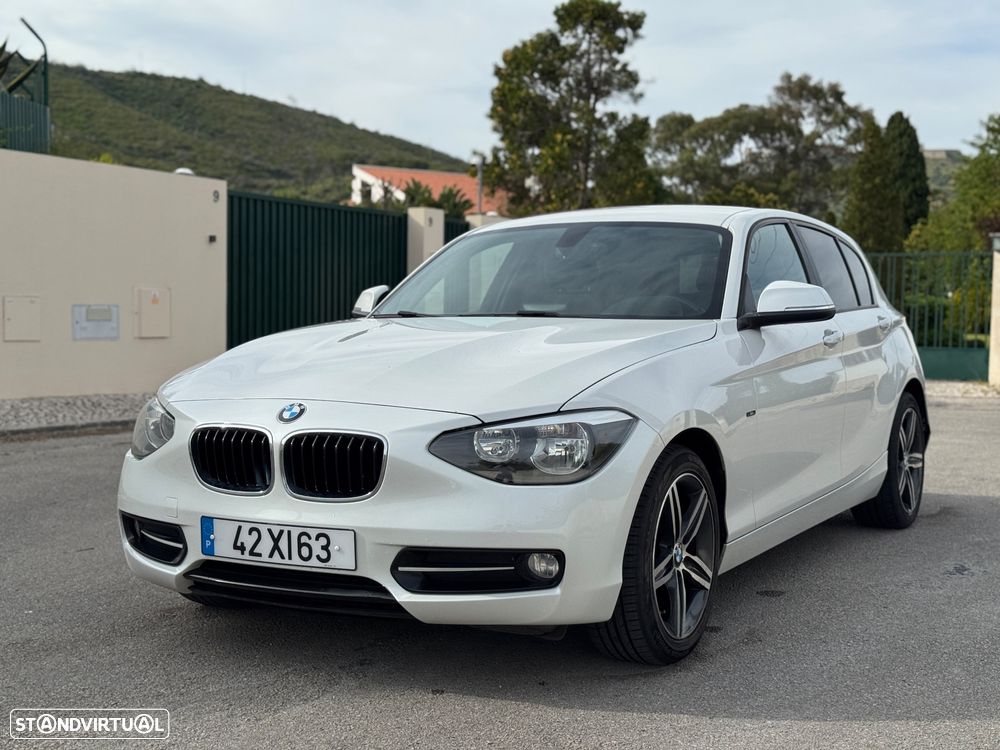 BMW 118 d Sport Line - 2