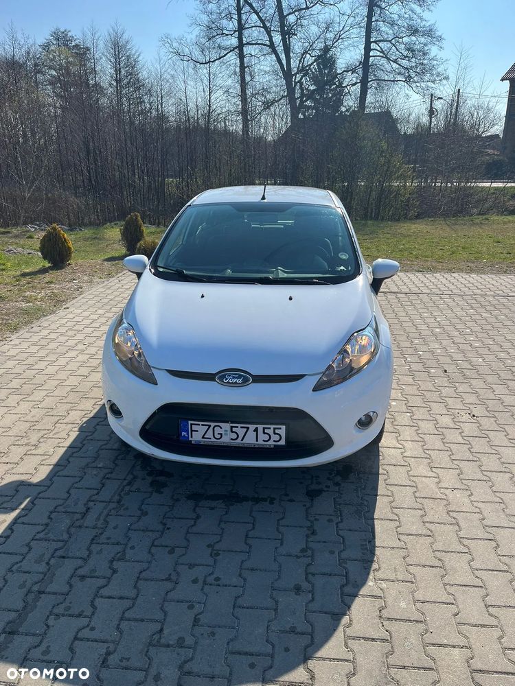 Ford Fiesta 1.25 Ambiente EU5 - 9