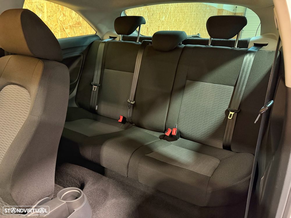 SEAT Ibiza SC 1.6 TDi Sport DPF - 21