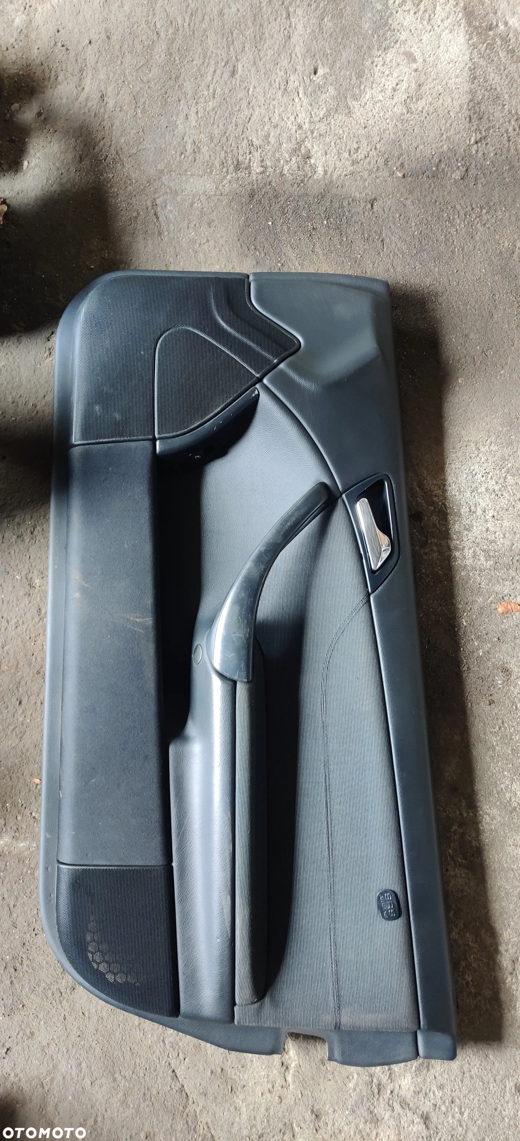 MERCEDES W203 COUPE BOCZEK TAPICERKA KRATKI DRZWI PRAWA - 2