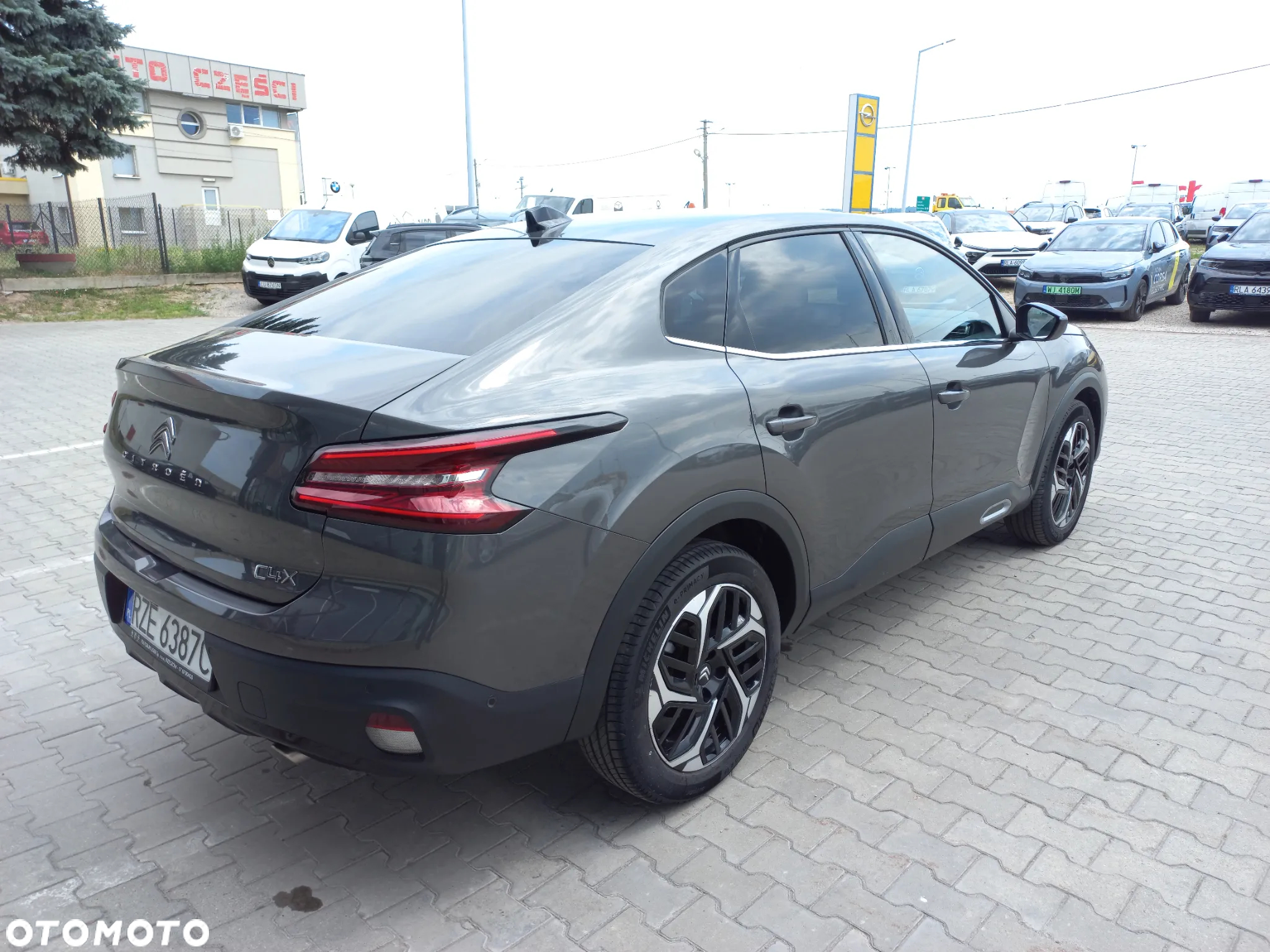 Citroën C4 1.2 PureTech Shine S&S EAT8 - 5