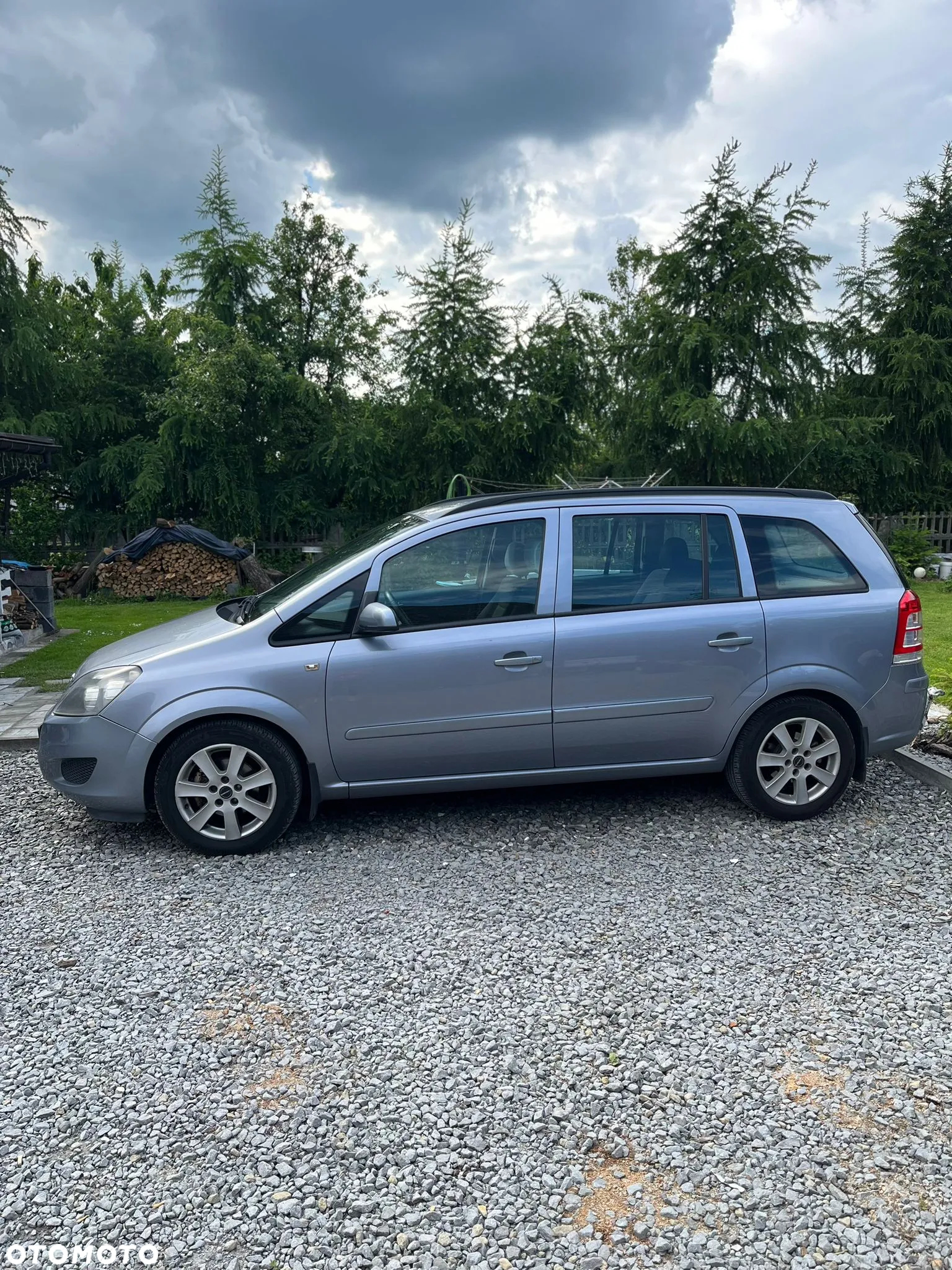 Opel Zafira 1.6 Cosmo - 2