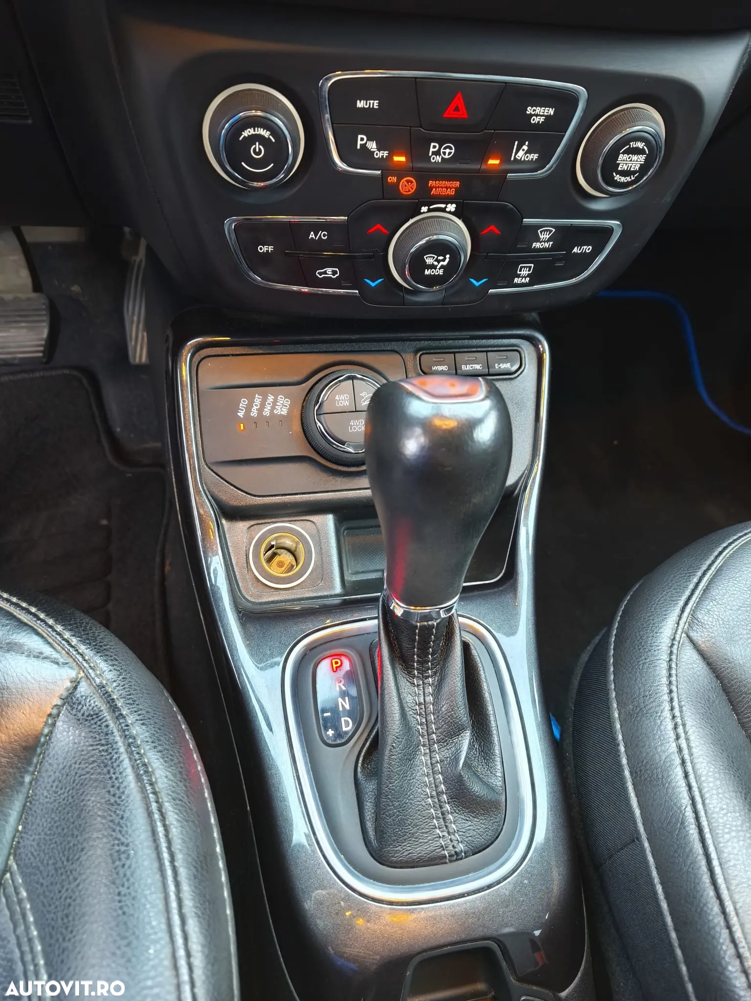 Jeep Compass - 11