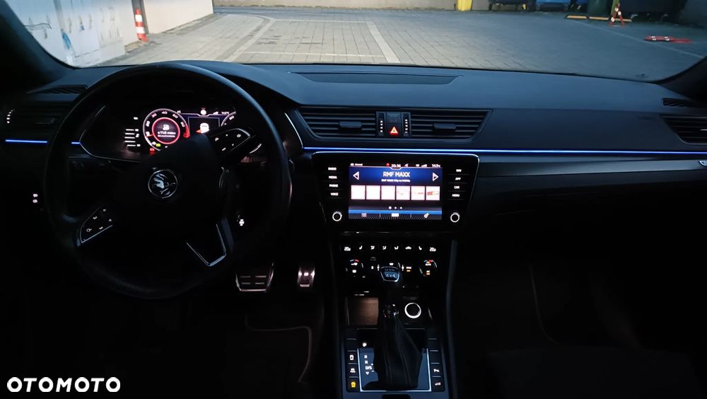 Skoda Superb 2.0 TSI 4x4 Sportline DSG - 6
