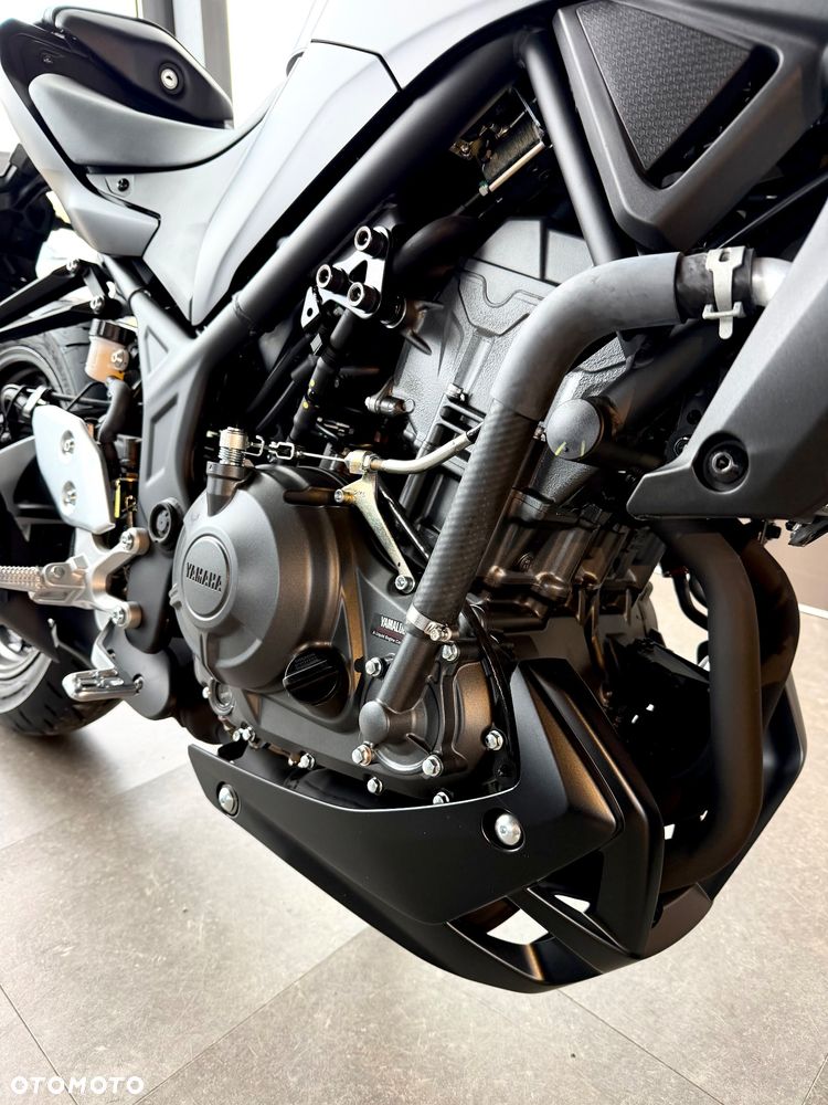 Yamaha MT - 6