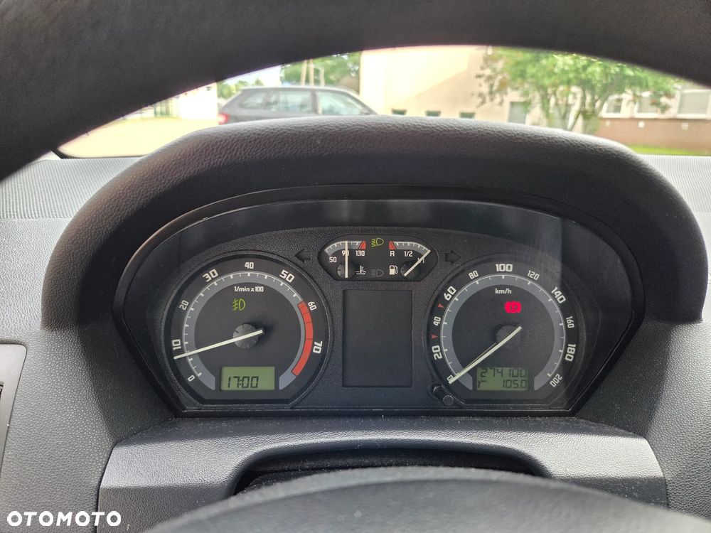 Skoda Fabia 1.4 16V Sport - 12