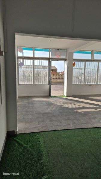 Loja Arrentela-Cavaquinhas excelente área e localização - Grande imagem: 4/12