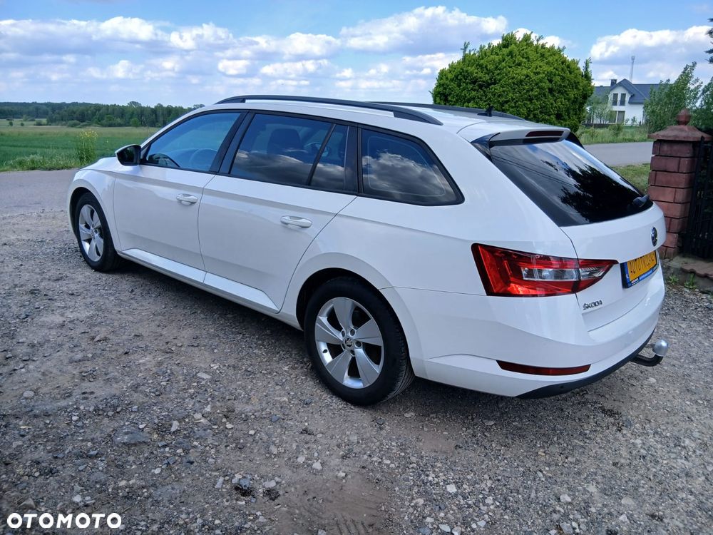 Skoda Superb 1.6 TDI Style - 12