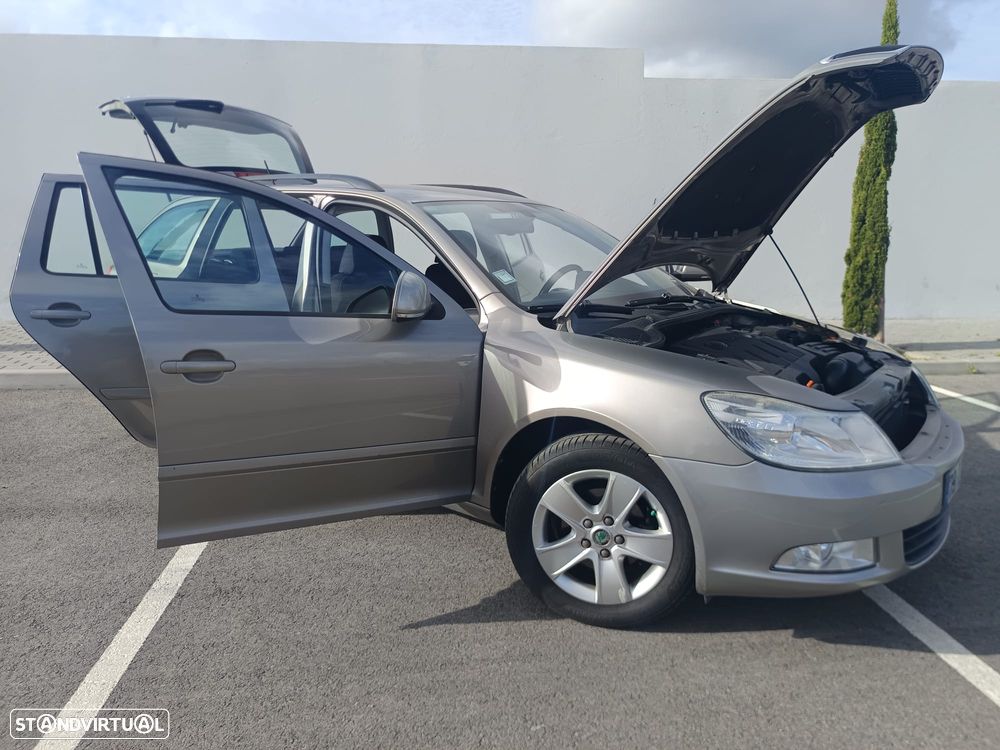 Skoda Octavia Break 1.6 TDi Ambition - 13