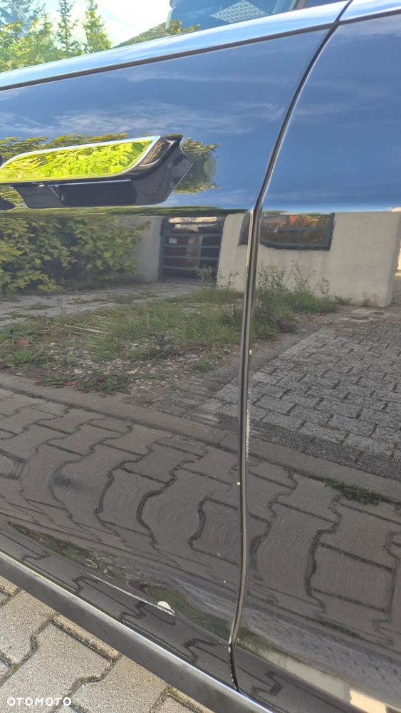 Tesla Model S 85 D - 34