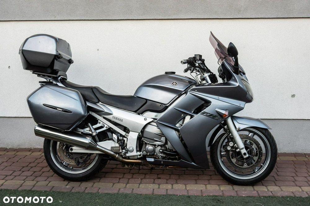 Yamaha FJR - 3