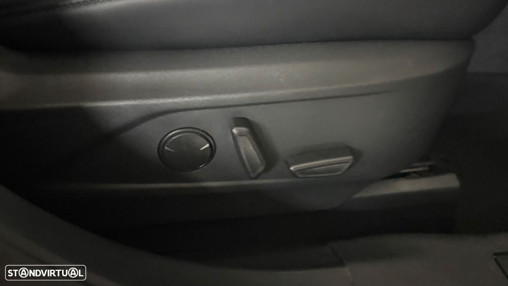 Ford Mustang Mach-E 98.7 kWh Premium - 18