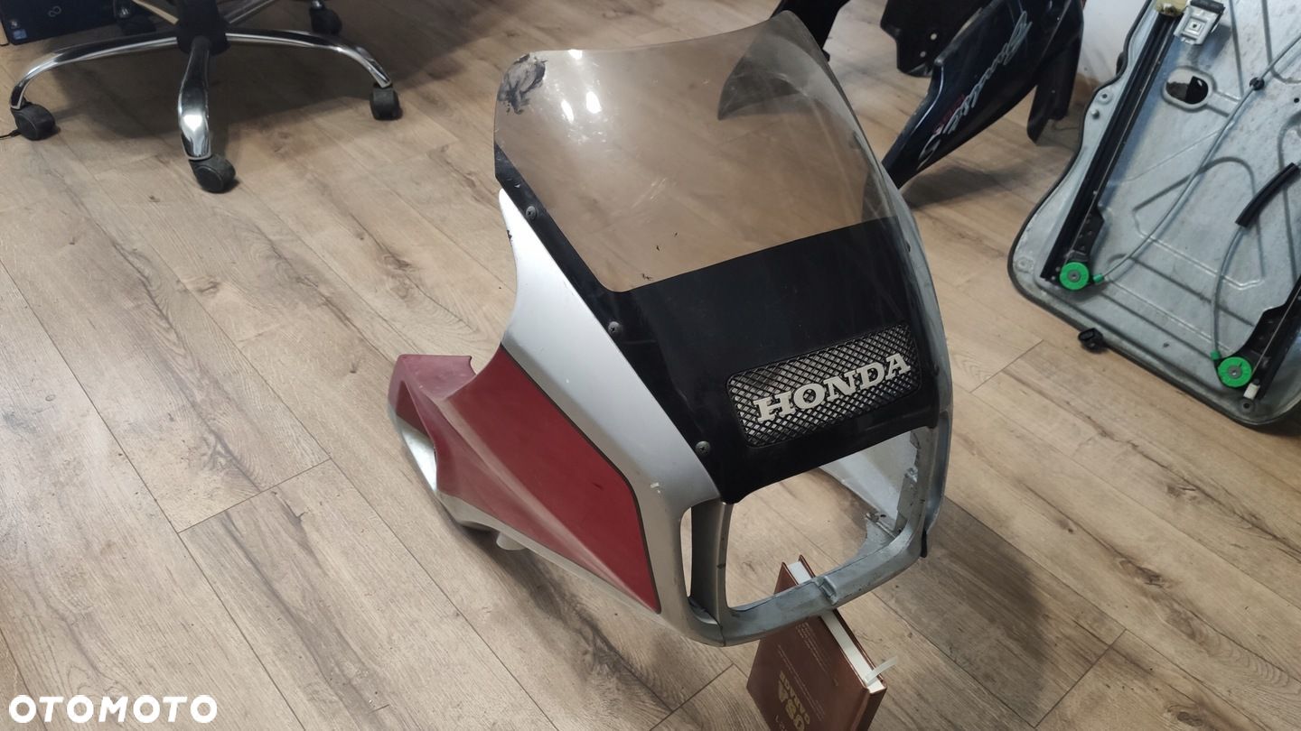 EU CZASZA CZACHA SZYBA HONDA VF1000F SC15 83- - 1